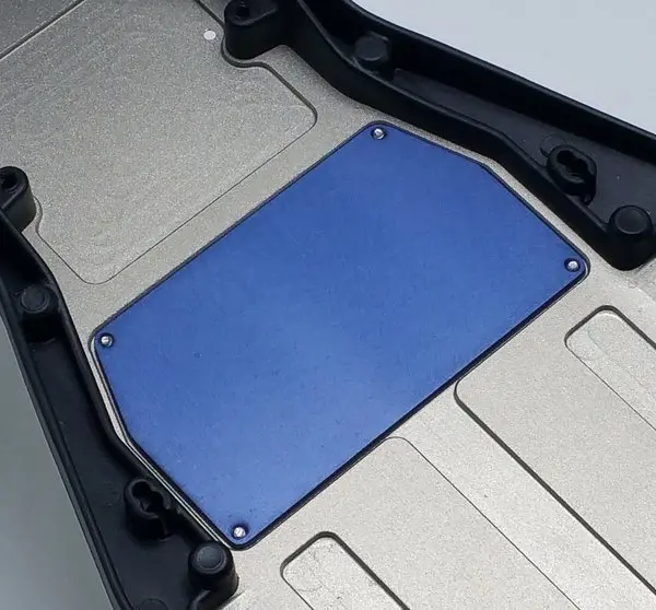 175Rc B6/D Aluminum Chassis Weight – 9G, Blue-Anodized 1