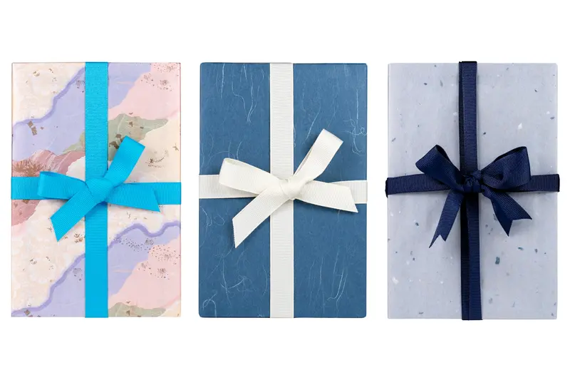 Premium Deluxe Gift Wrapping Kit With Tissue & Ribbon 1