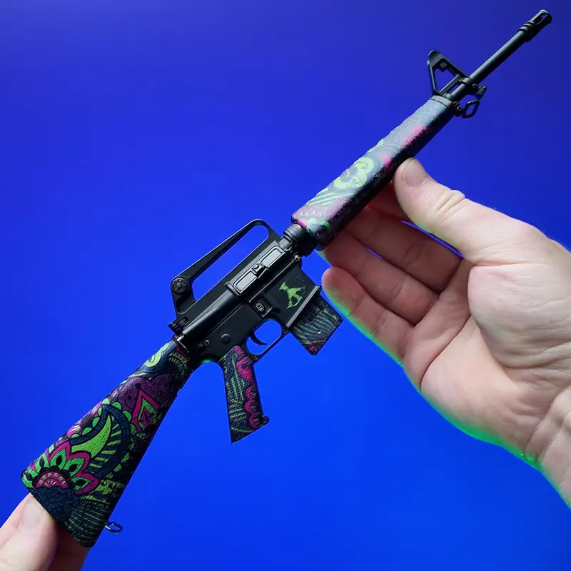 Psychedelic M16 Replica – Limited 1:3 Scale Edition 1
