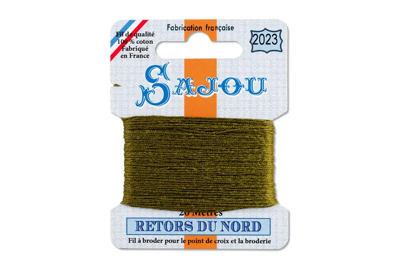 Retors Du Nord Boxwood Green Embroidery Floss #2023 1