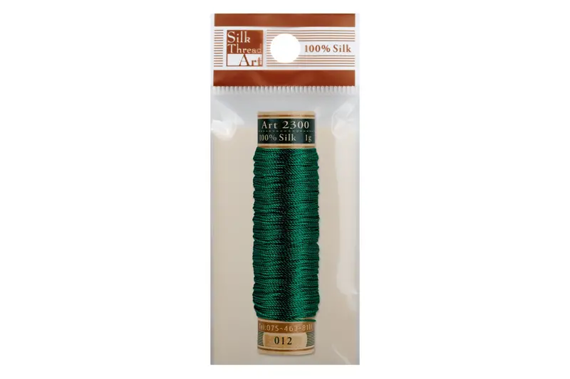 Silk Art Thread In Pine Green (#012) – Crisp Evergreen Silk Yarn 1