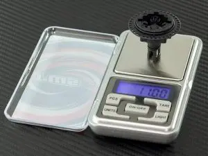 Smj Digital Pocket Scale – 200G Capacity / 0.01G Precision 1