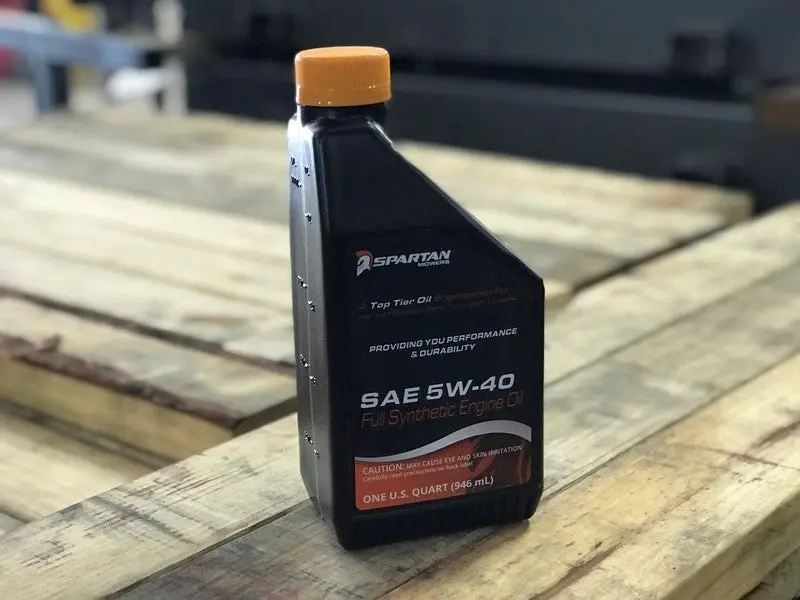 Spartan 5W-40 Full-Synthetic Engine Oil (Part #785-1001-00) 1